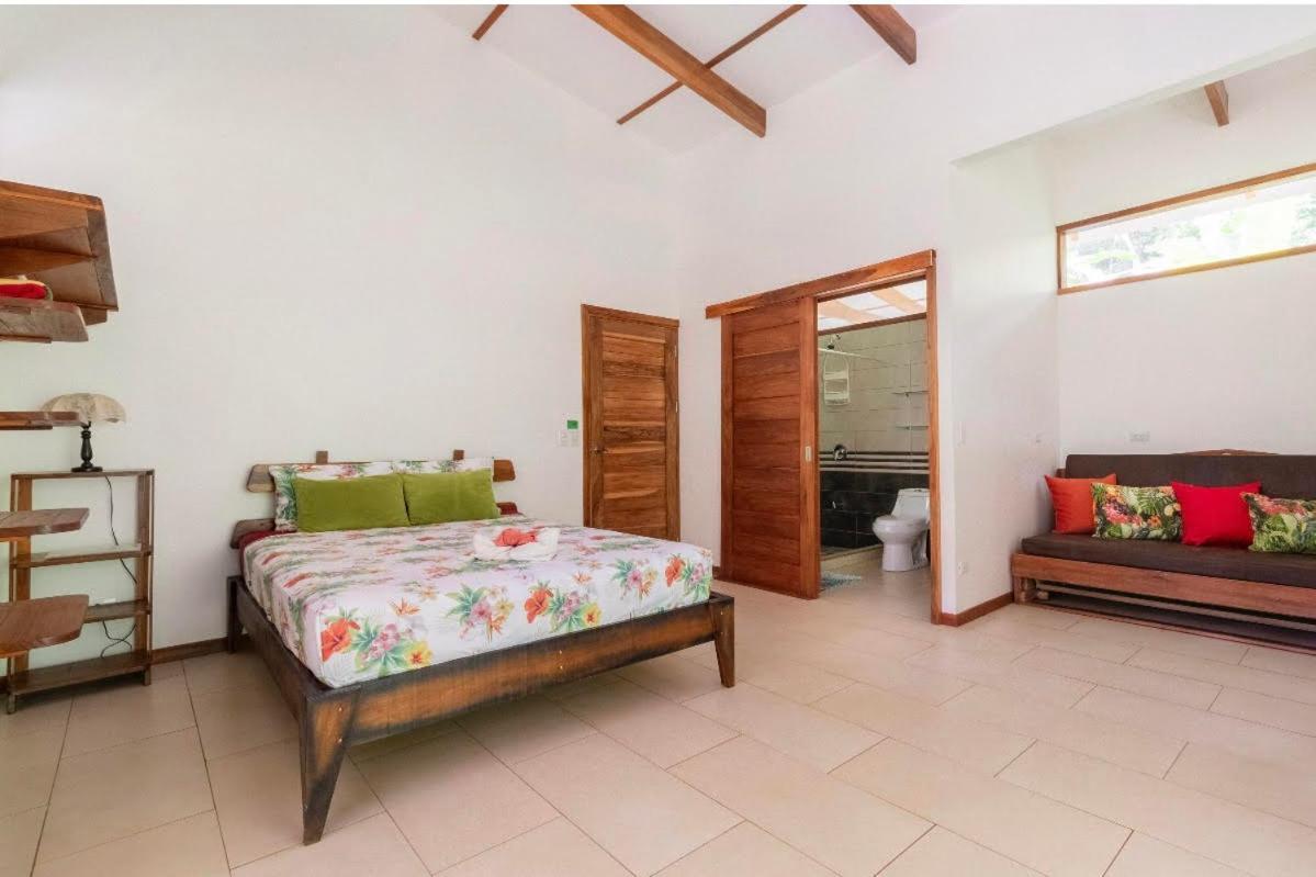 Holiday home Peace Garden Spacious Bungalows- A Walk To The